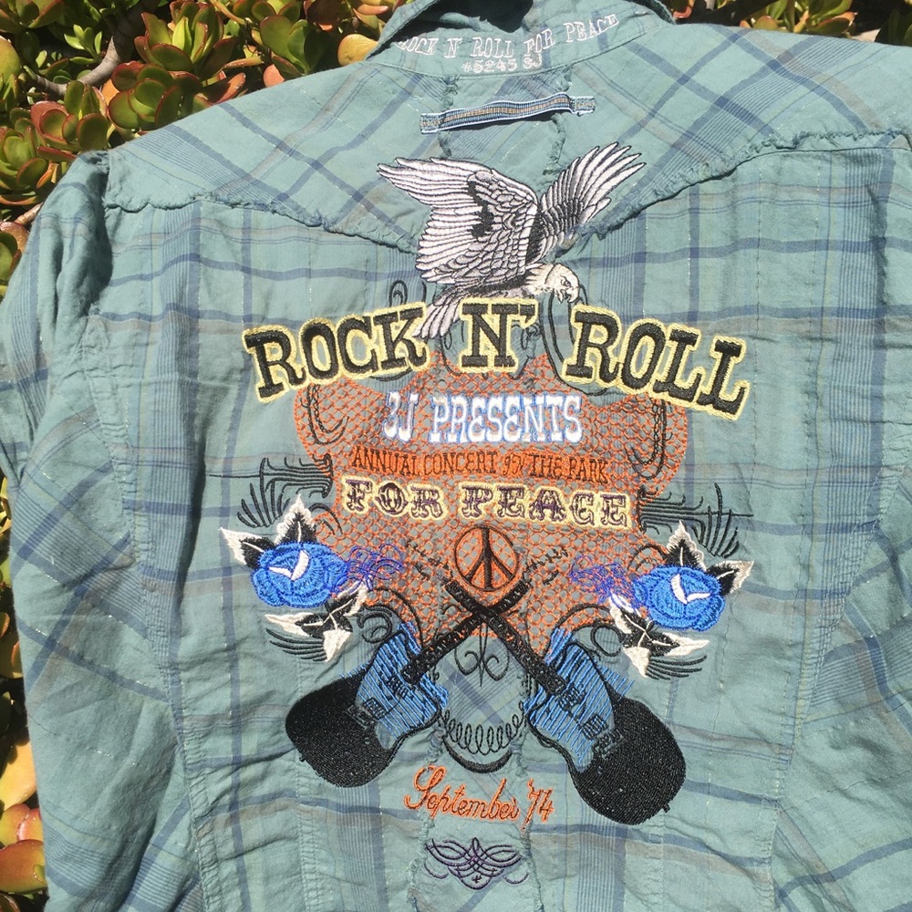 Awesome detailed 3J Workshop longsleeve button-up!